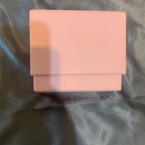 Rose gold watch new in box. Imitation diamond around face. - Picture 5 of 9